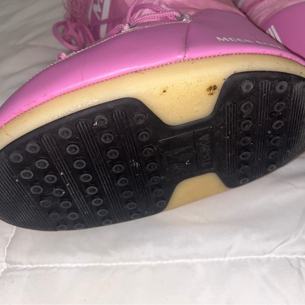 Pink Icon Moon Boots - Picture 3 of 10